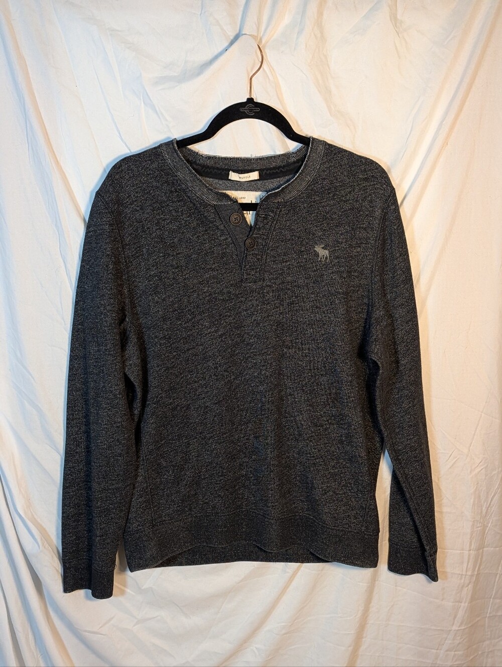 Vintage Abercrombie & Fitch Charcoal V‑Neck Henley Sweater